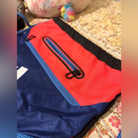 Adidas Drawstring Backpack - Picture 4 of 5